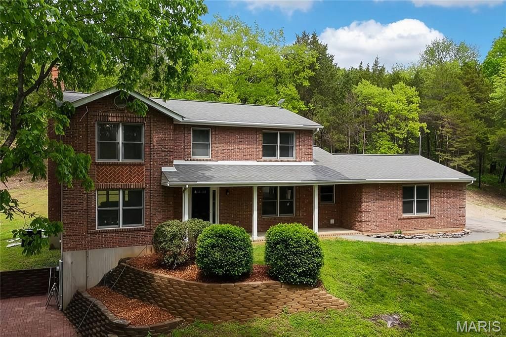 18217 Prickly Pear Court, Pacific, MO 63069