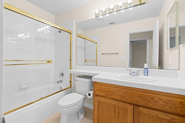 1604 Martinique Dr, Roseville, CA 95661