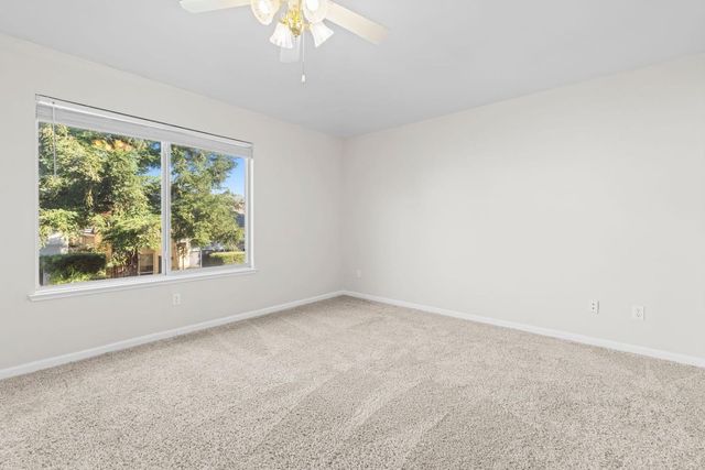 1604 Martinique Dr, Roseville, CA 95661