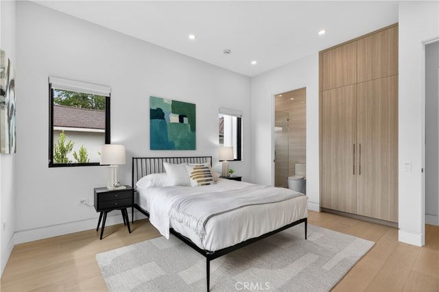 4844 Biloxi Avenue, Toluca Lake, CA 91601