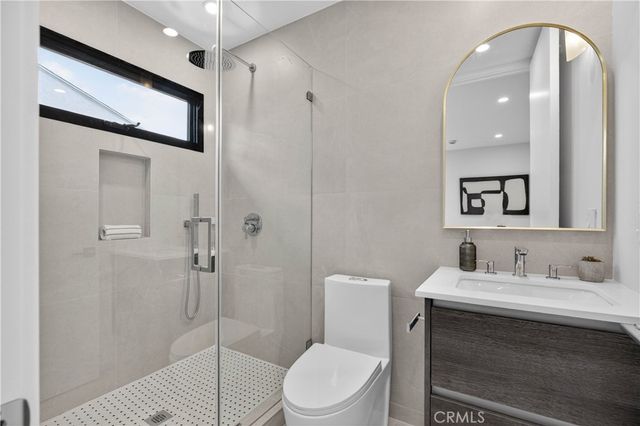 4844 Biloxi Avenue, Toluca Lake, CA 91601