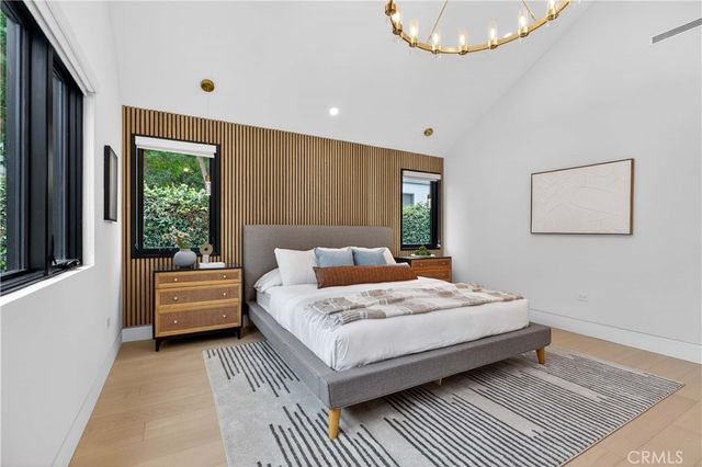 4844 Biloxi Avenue, Toluca Lake, CA 91601
