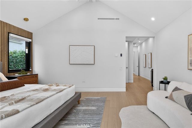 4844 Biloxi Avenue, Toluca Lake, CA 91601