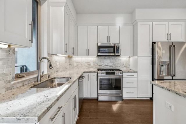 1058 Foster Square Lane 204, Foster City, CA 94404