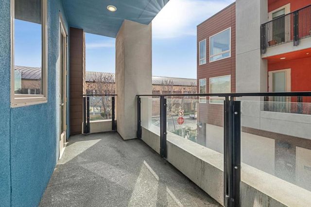 1058 Foster Square Lane 204, Foster City, CA 94404