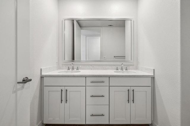 1058 Foster Square Lane 204, Foster City, CA 94404