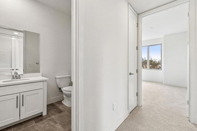 1058 Foster Square Lane 204, Foster City, CA 94404