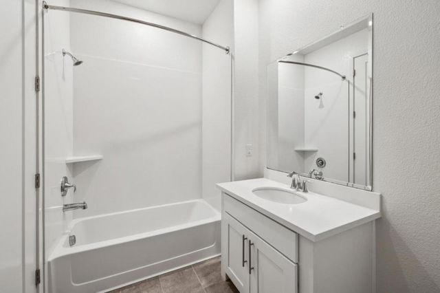 1058 Foster Square Lane 204, Foster City, CA 94404