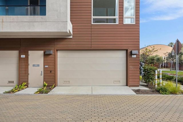 1058 Foster Square Lane 204, Foster City, CA 94404