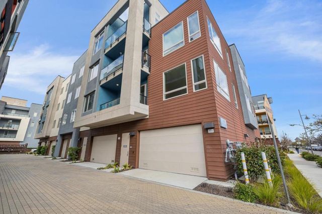 1058 Foster Square Lane 204, Foster City, CA 94404