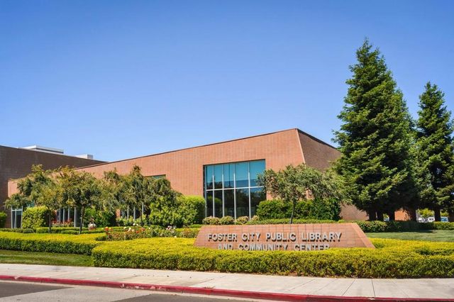 1058 Foster Square Lane 204, Foster City, CA 94404