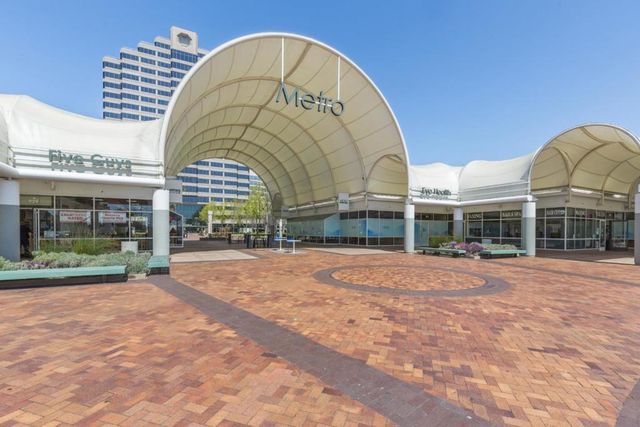 1058 Foster Square Lane 204, Foster City, CA 94404