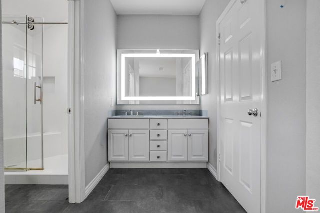 18324 Kingsdale Avenue, Redondo Beach, CA 90278