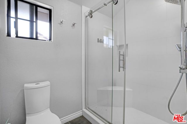 18324 Kingsdale Avenue, Redondo Beach, CA 90278