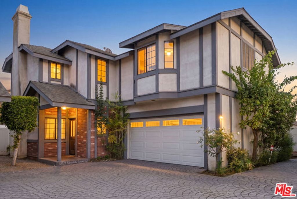 18324 Kingsdale Avenue, Redondo Beach, CA 90278