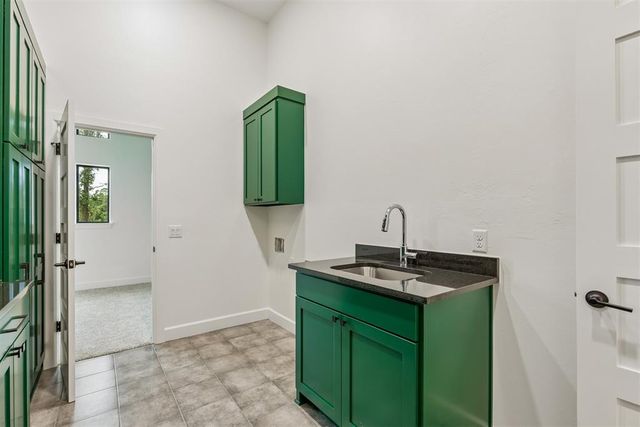 8809 E Covell Road, Arcadia, OK 73007
