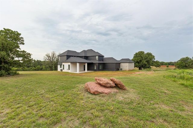 8809 E Covell Road, Arcadia, OK 73007