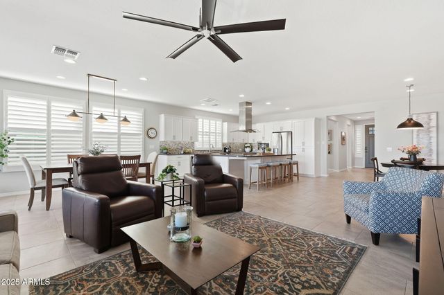 35589 N GRANADA Lane, Queen Creek, AZ 85140