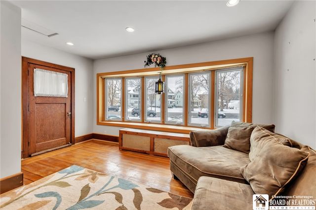 836 Mckinley Parkway, Buffalo, NY 14220