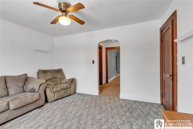 836 Mckinley Parkway, Buffalo, NY 14220