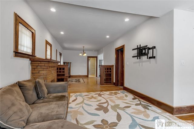 836 Mckinley Parkway, Buffalo, NY 14220