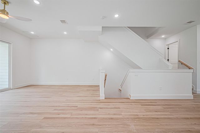 6023 Maybell Street, Houston, TX 77091