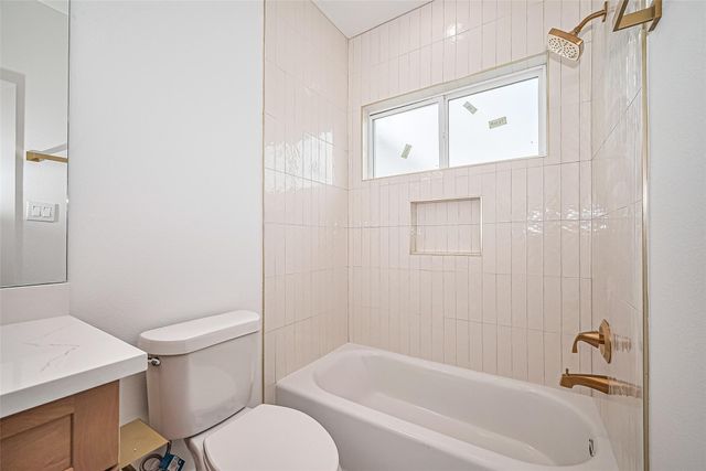 6023 Maybell Street, Houston, TX 77091