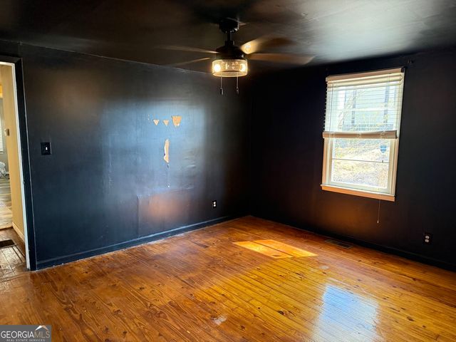 112 Molette Street, Carrollton, GA 30117