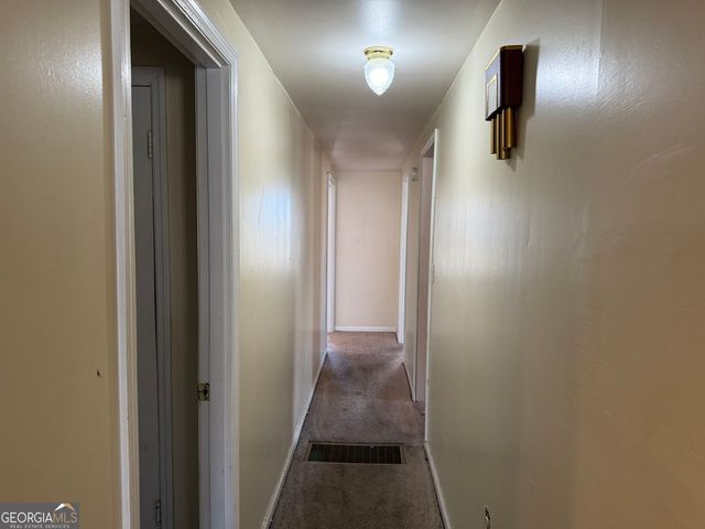 112 Molette Street, Carrollton, GA 30117