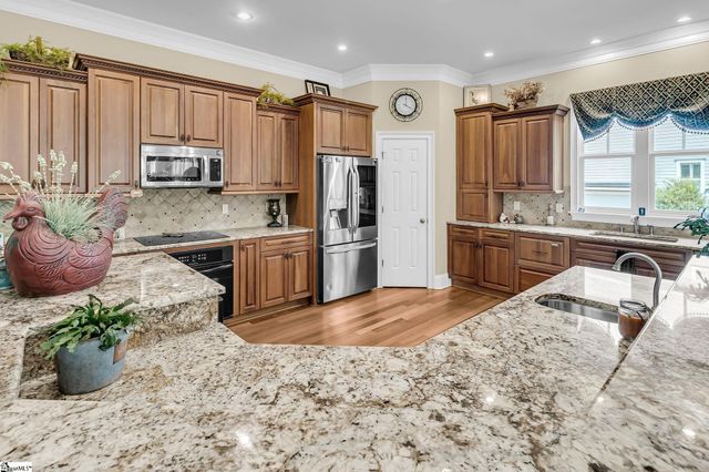 2744 Fountainhead Way, Mount Pleasant, SC 29466