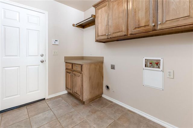 17024 Woodvine Drive, Edmond, OK 73012