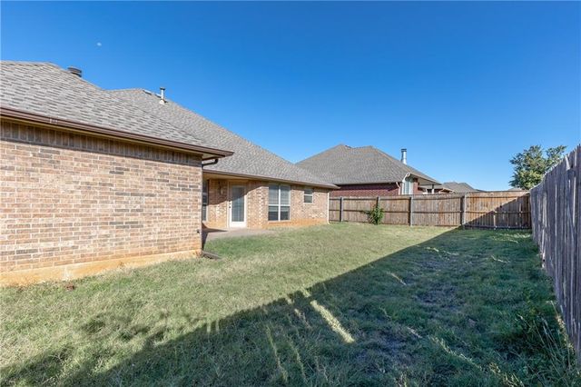 17024 Woodvine Drive, Edmond, OK 73012