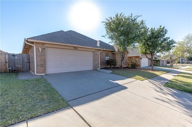 17024 Woodvine Drive, Edmond, OK 73012