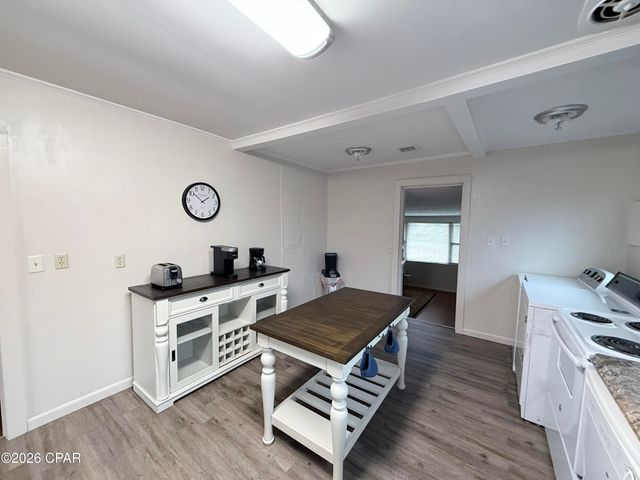 4327 8th Avenue, Marianna, FL 32446