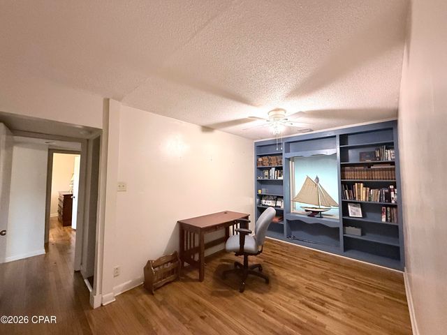 4327 8th Avenue, Marianna, FL 32446