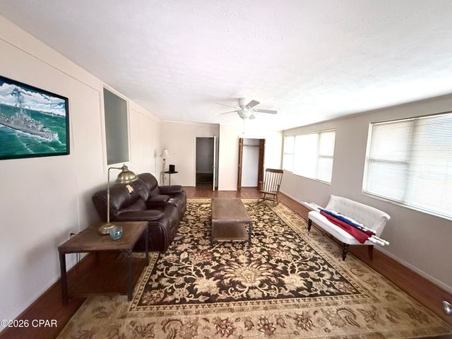 4327 8th Avenue, Marianna, FL 32446