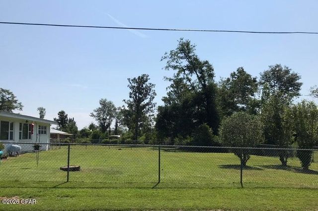 4327 8th Avenue, Marianna, FL 32446