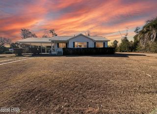 4327 8th Avenue, Marianna, FL 32446