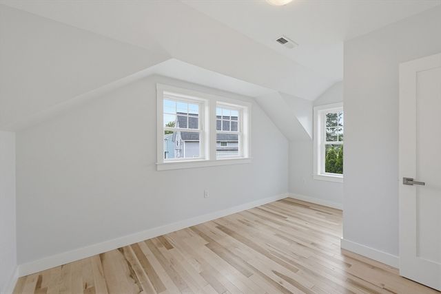 33 Jefferson, East Providence, RI 02915