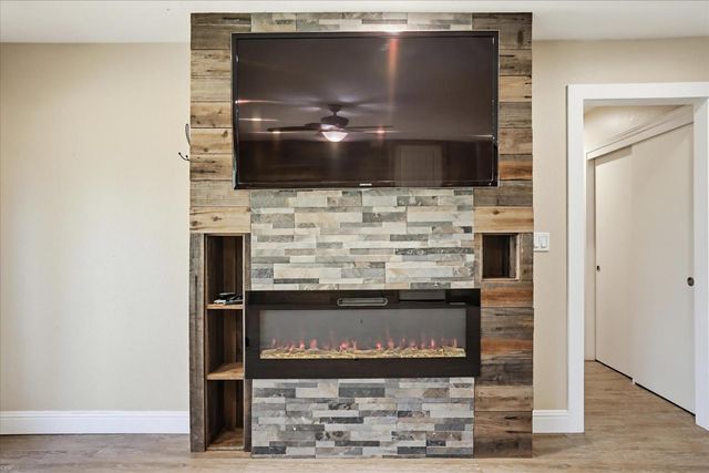17113 Oscar Dr, Grass Valley, CA 95949
