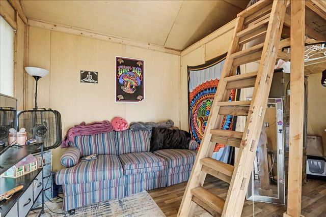 17113 Oscar Dr, Grass Valley, CA 95949
