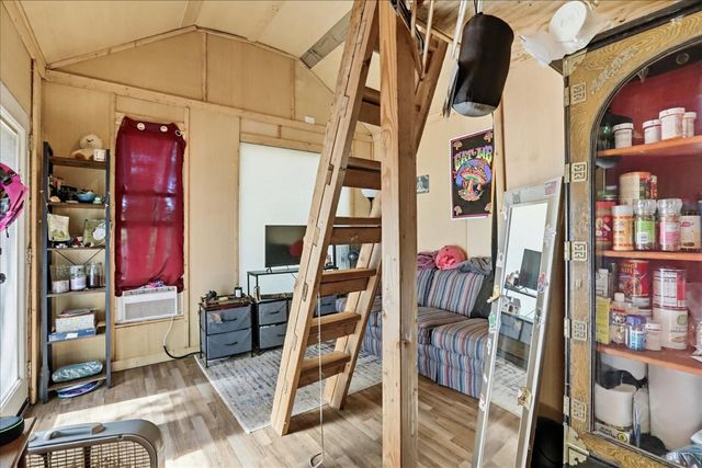17113 Oscar Dr, Grass Valley, CA 95949