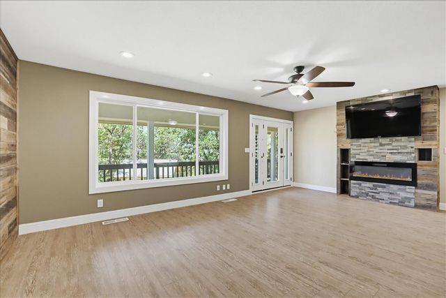 17113 Oscar Dr, Grass Valley, CA 95949