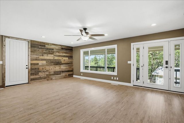 17113 Oscar Dr, Grass Valley, CA 95949