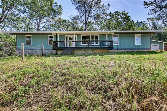 17113 Oscar Dr, Grass Valley, CA 95949