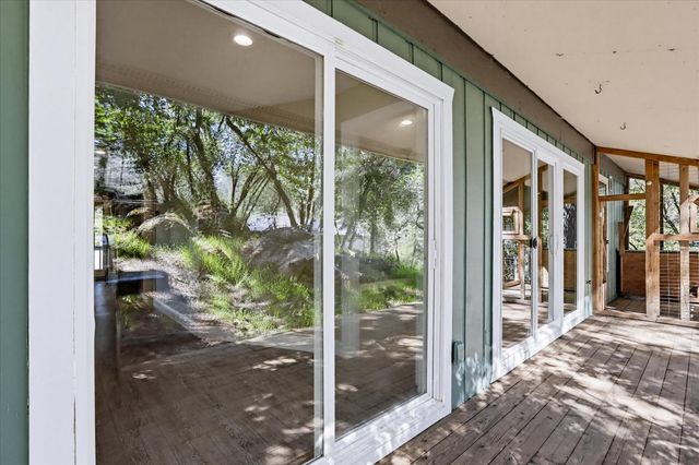 17113 Oscar Dr, Grass Valley, CA 95949