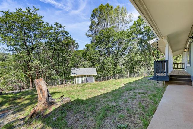 17113 Oscar Dr, Grass Valley, CA 95949