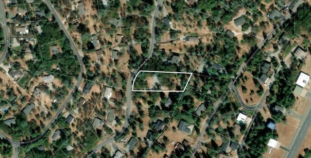 17113 Oscar Dr, Grass Valley, CA 95949