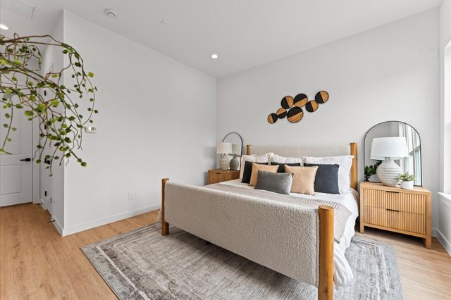 6421 Madrid Street, Houston, TX 77021