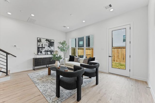 6421 Madrid Street, Houston, TX 77021